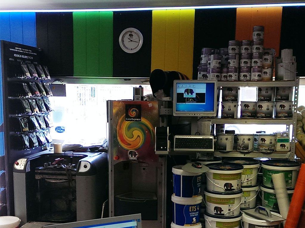 Mieszalnia farb ColorExpress w siedzibie ABC Elewacje